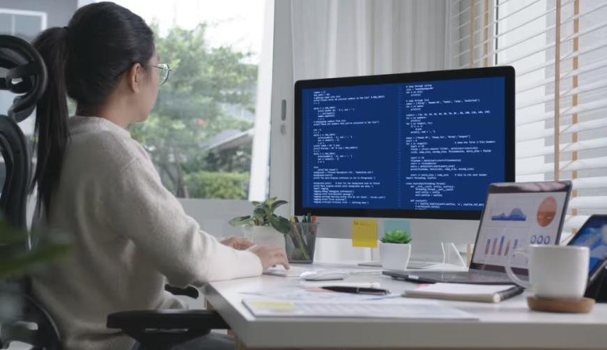 厦门企业数字化解决方案:机器学习赋能商业模式升级的核心路径